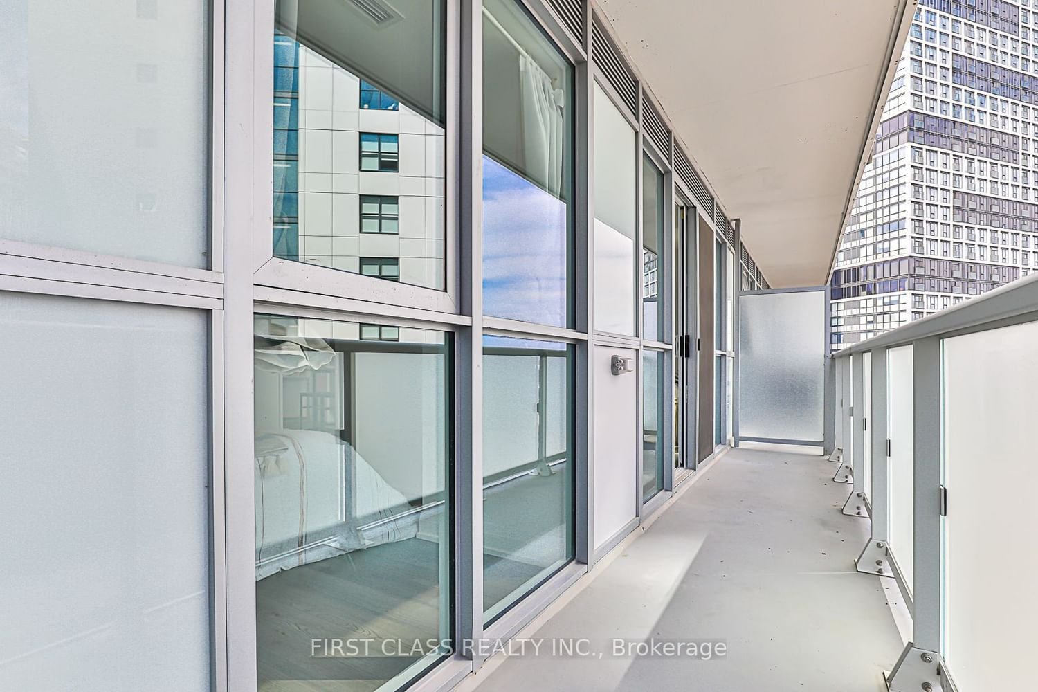 77 Mutual St, unit 2203 for sale - image #23