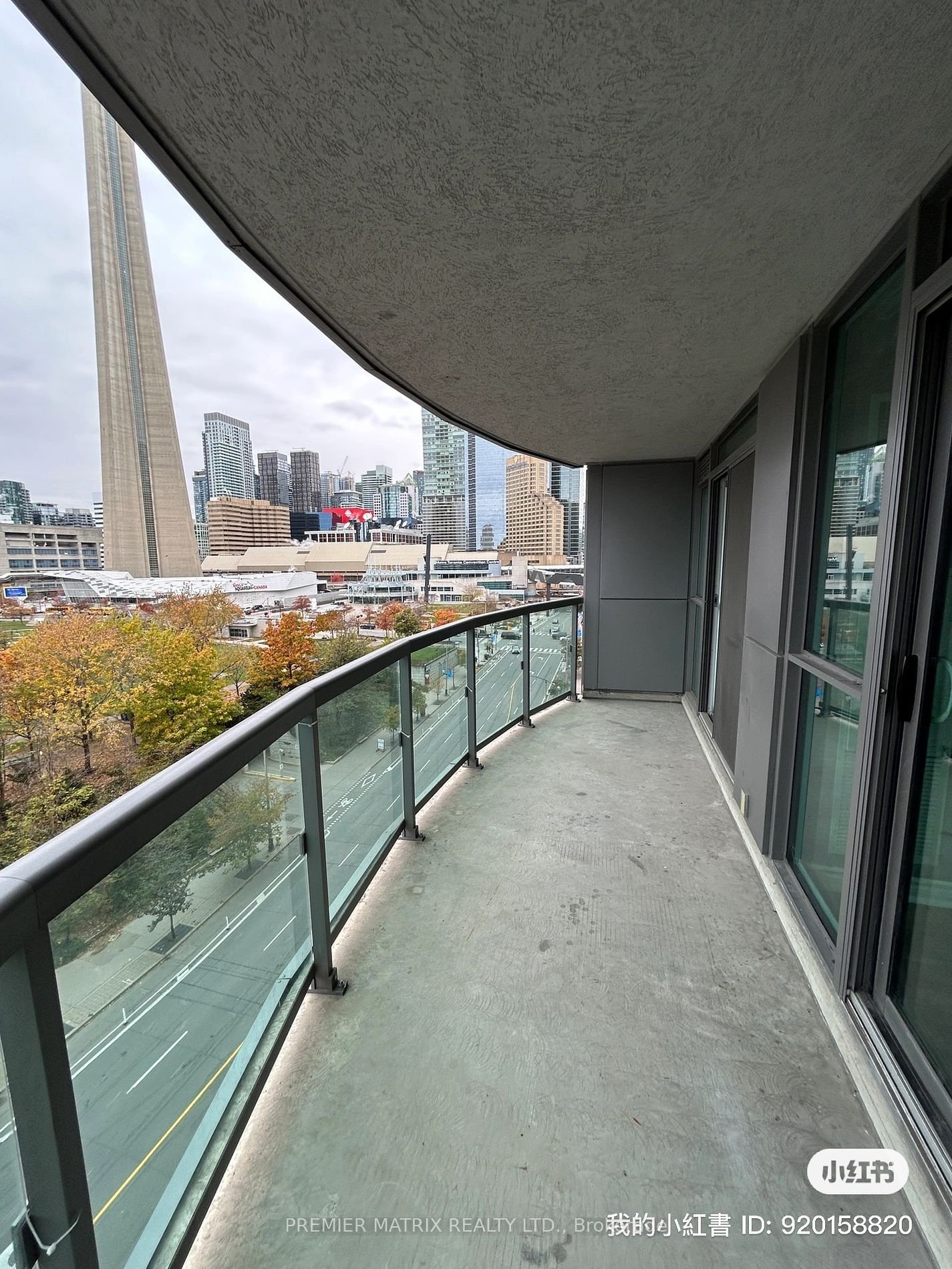 25 Lower Simcoe St, unit 912 for rent - image #16