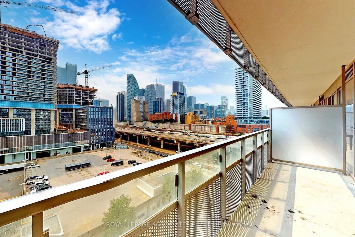 15 Lower Jarvis St, unit 606 for rent - image #32
