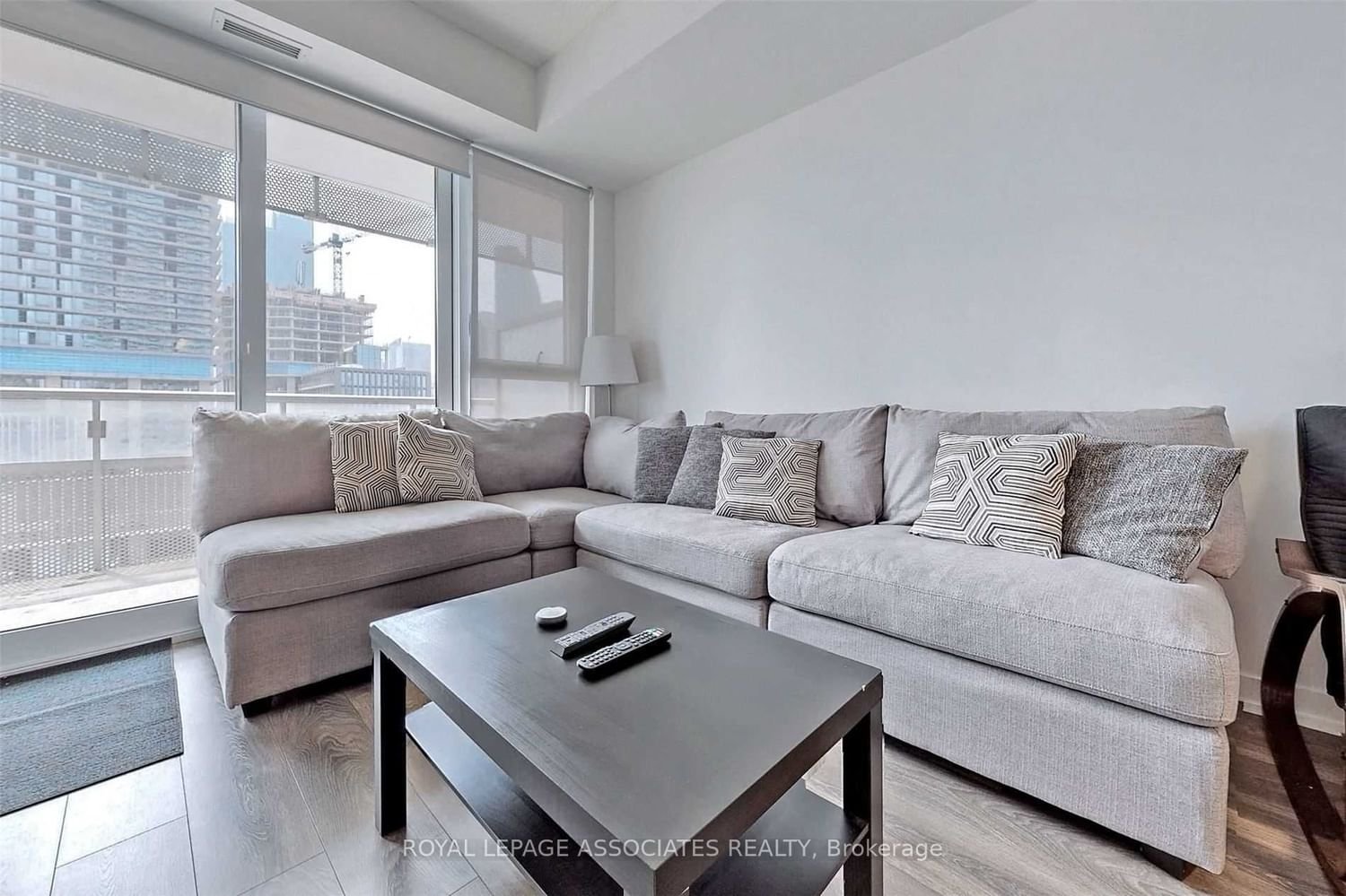 15 Lower Jarvis St, unit 606 for rent - image #5