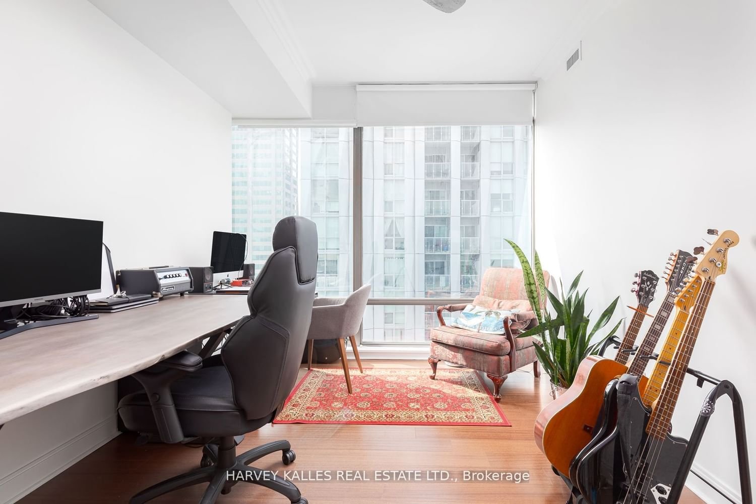 18 Yorkville Ave, unit 2403 for sale - image #12