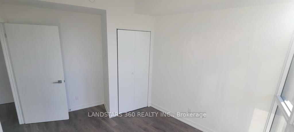 49 East Liberty St, unit 1910 for rent