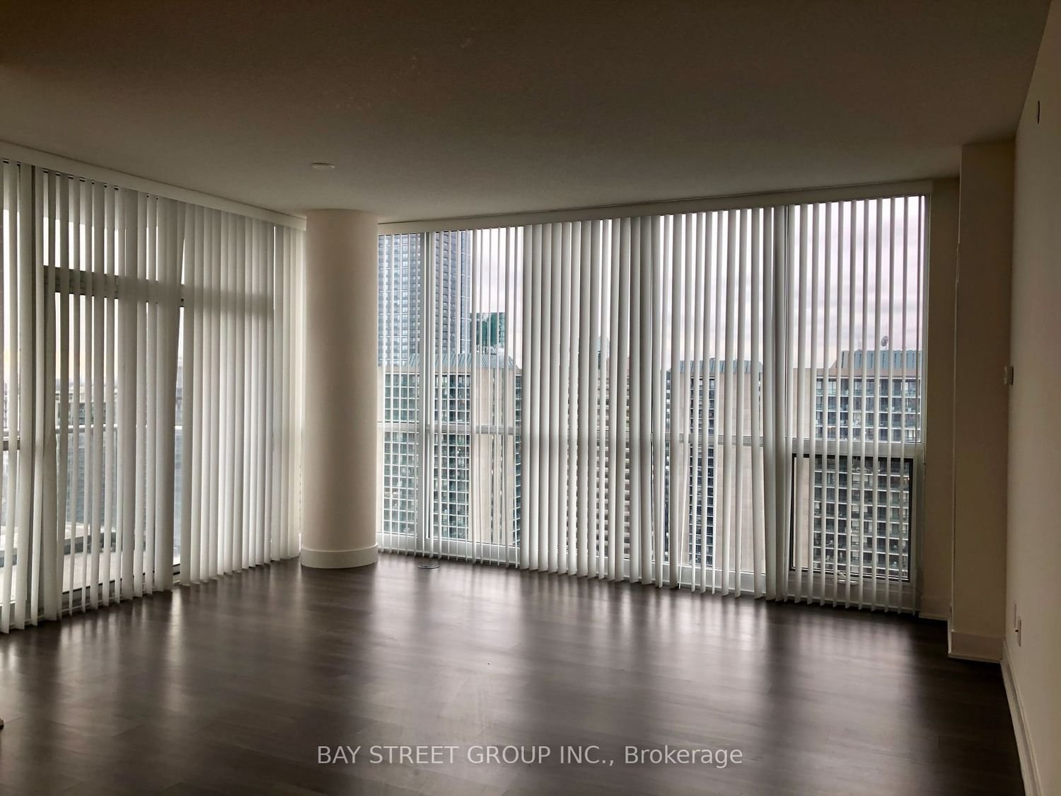 88 Sheppard Ave E, unit 2804 for rent - image #9