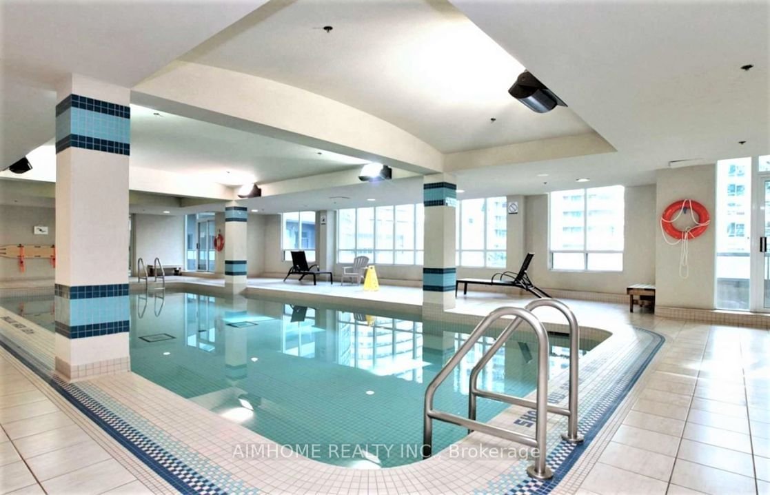30 Grand Trunk Cres, unit 2708 for sale - image #20