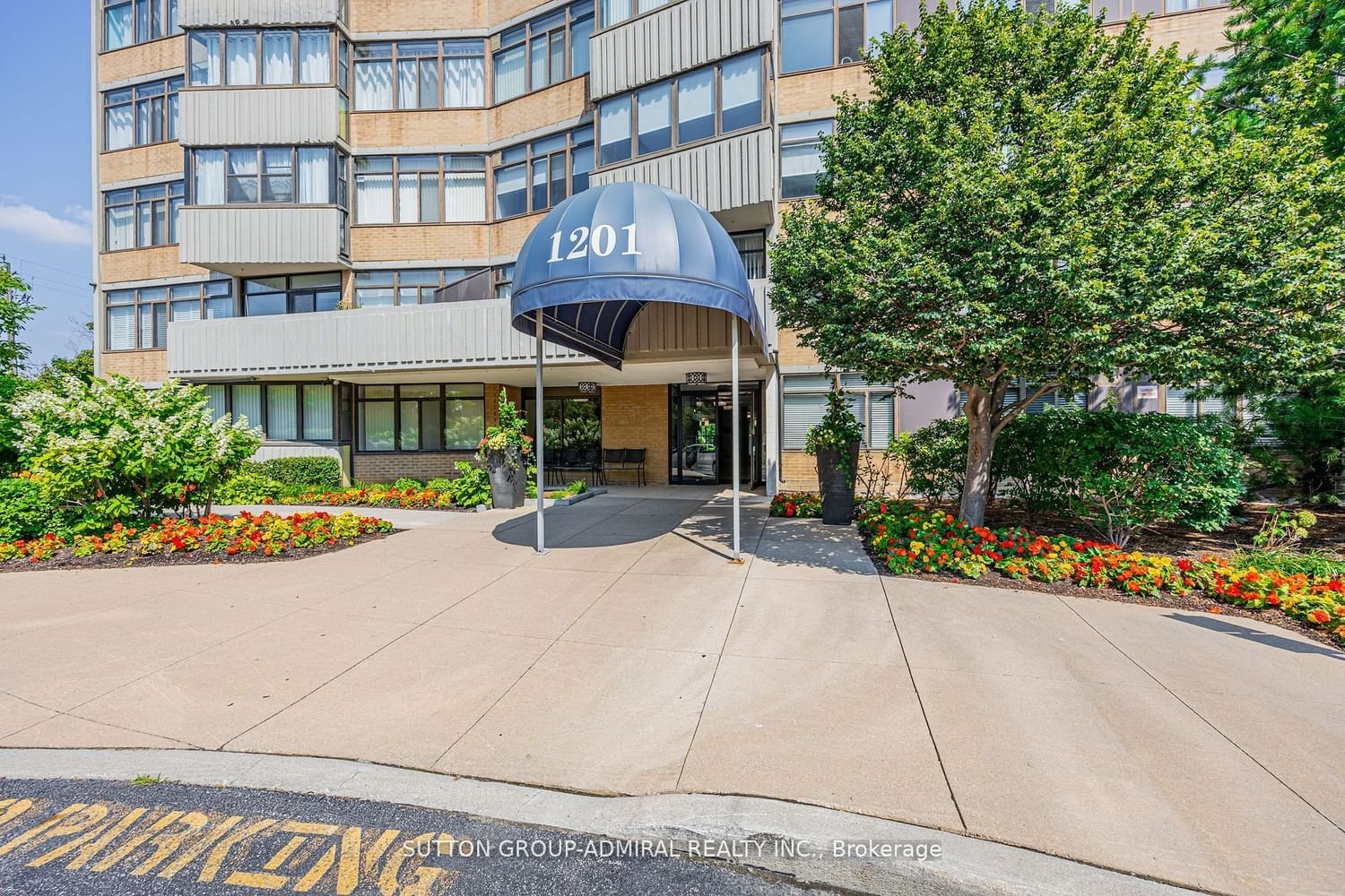 1201 Steeles Ave W, unit 201 for sale - image #4