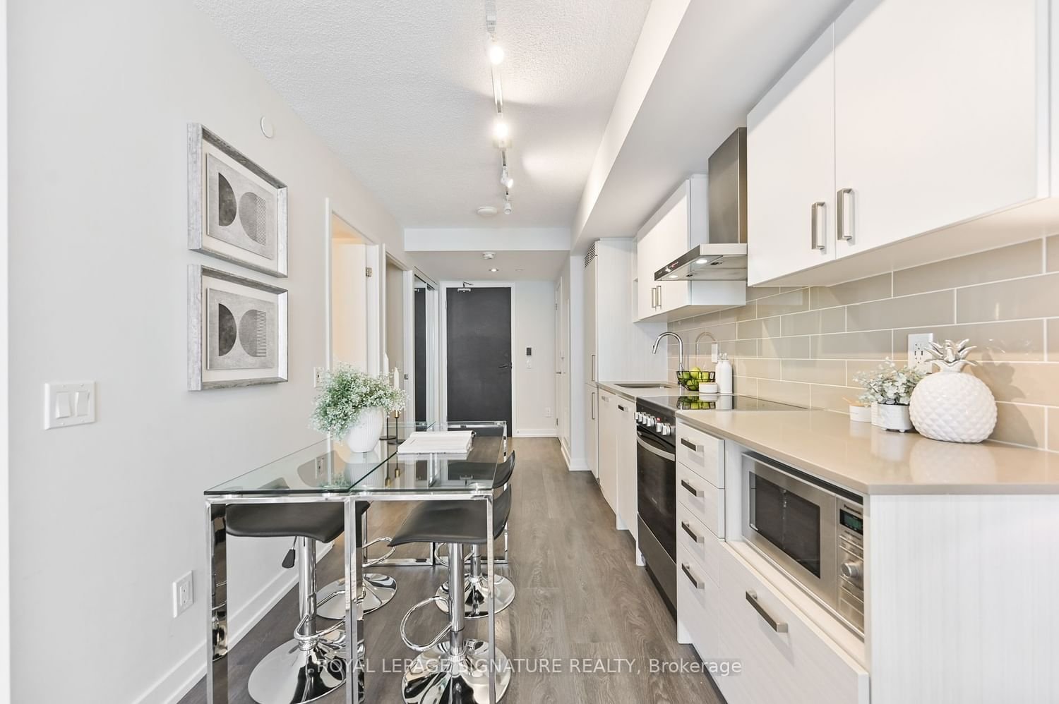 125 Redpath Ave, unit 606 for rent - image #12