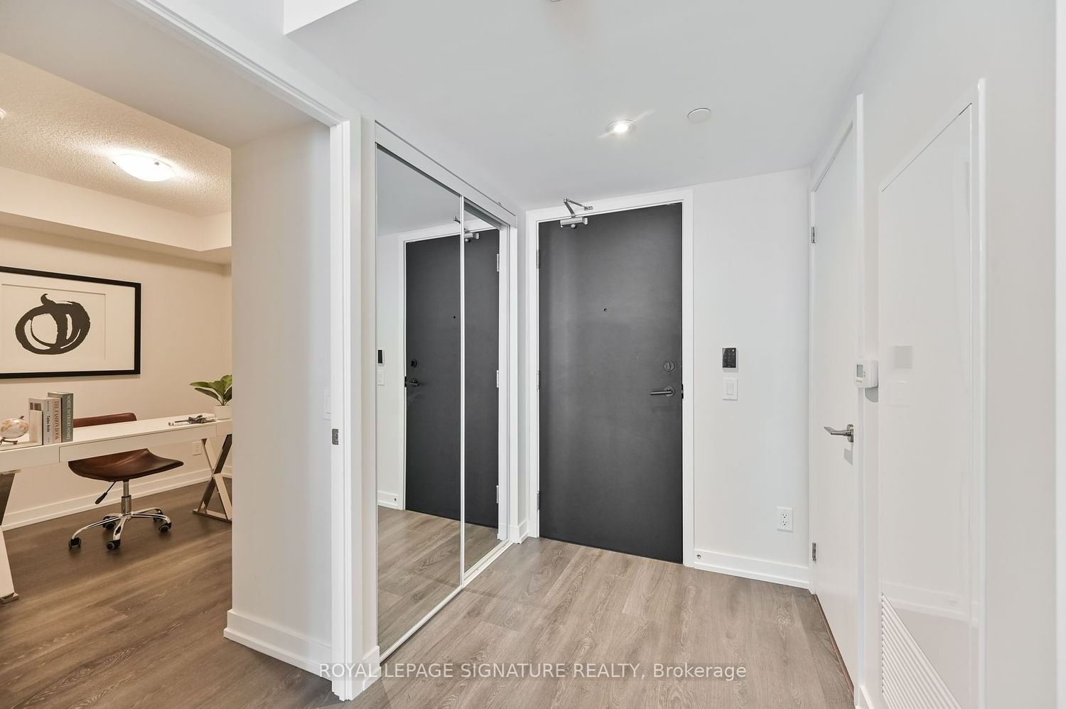 125 Redpath Ave, unit 606 for rent - image #8