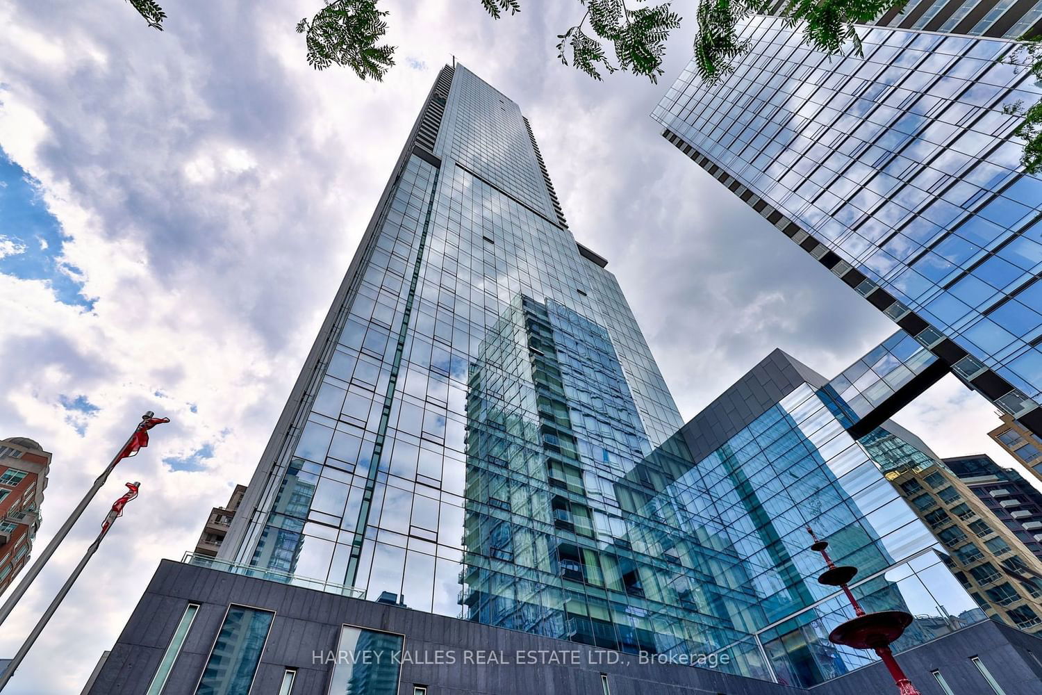 50 Yorkville Ave, unit 3603 for sale - image #1