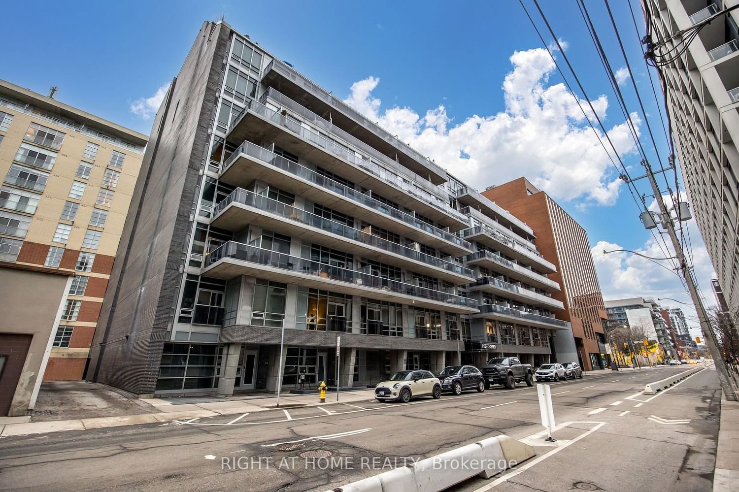 399 Adelaide St W, unit 718 for rent - image #22