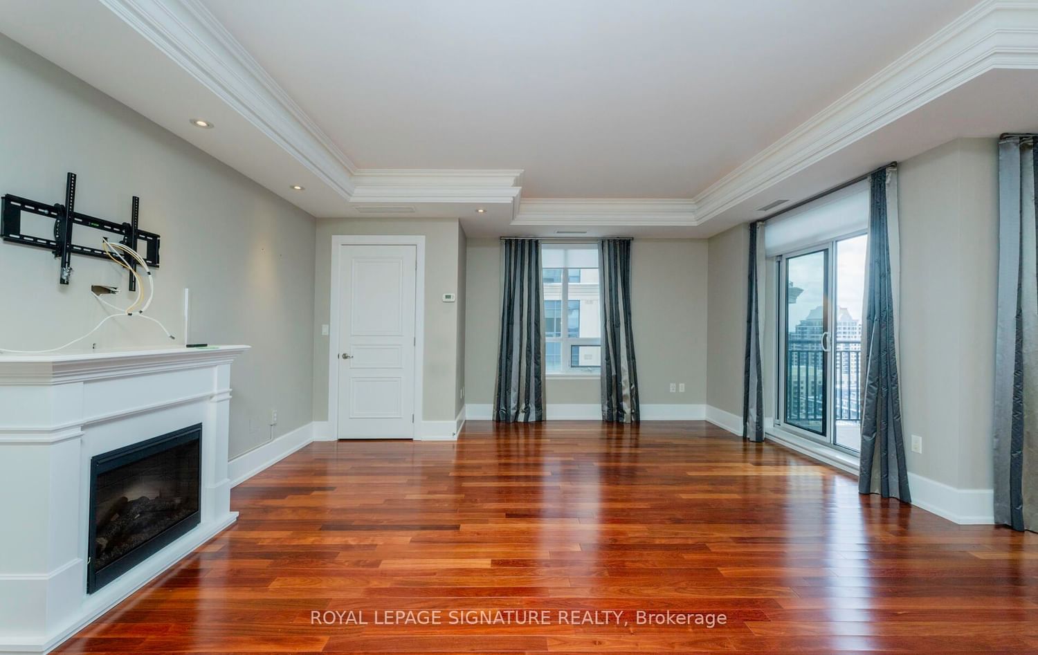 662 Sheppard Ave E, unit 1801C for rent