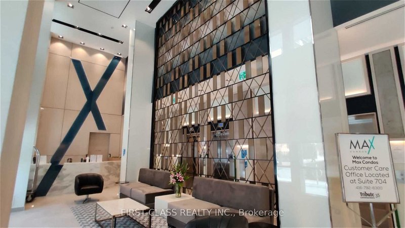 77 Mutual St, unit 707 for rent - image #1