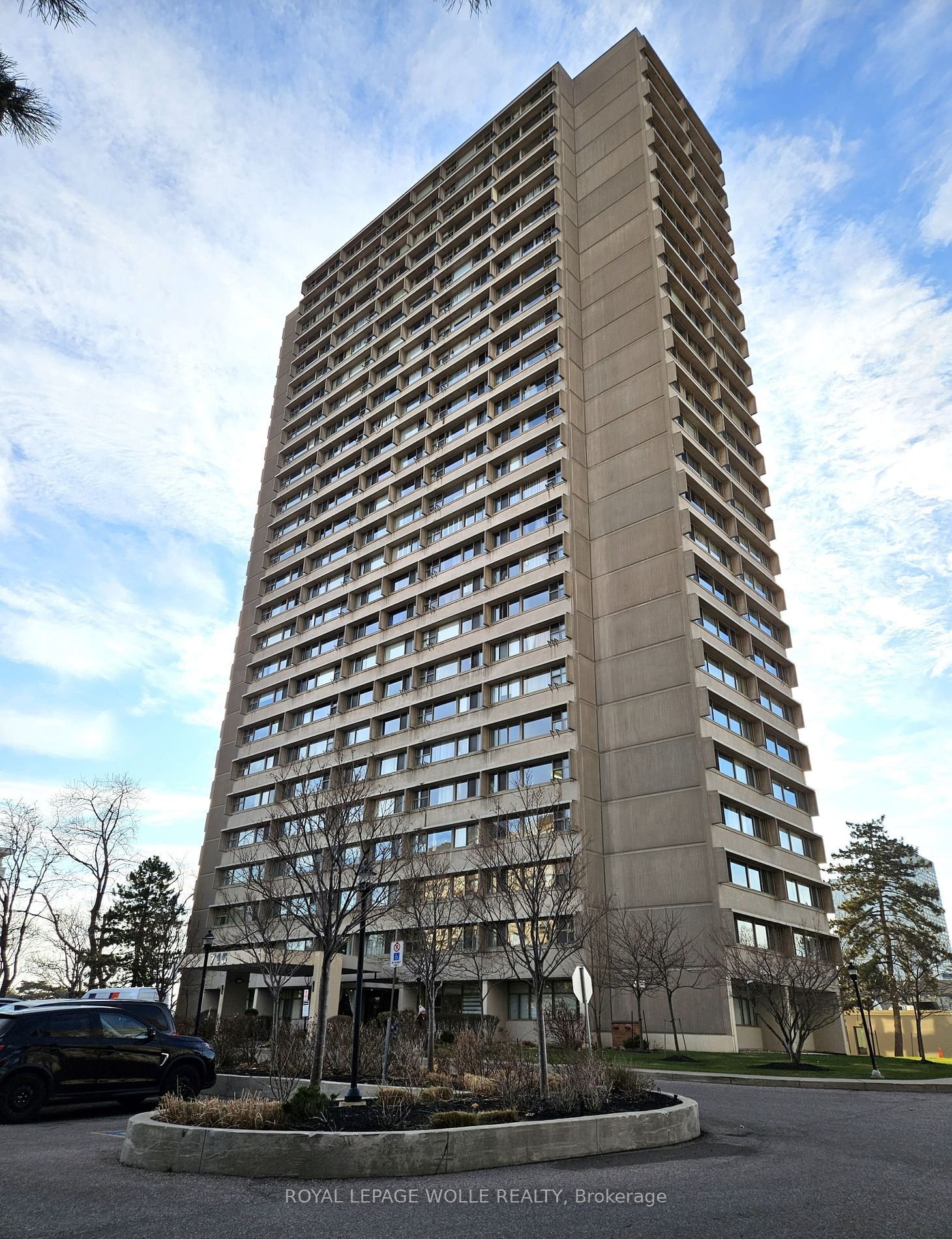 715 Don Mills Rd, unit 804 for sale - image #1