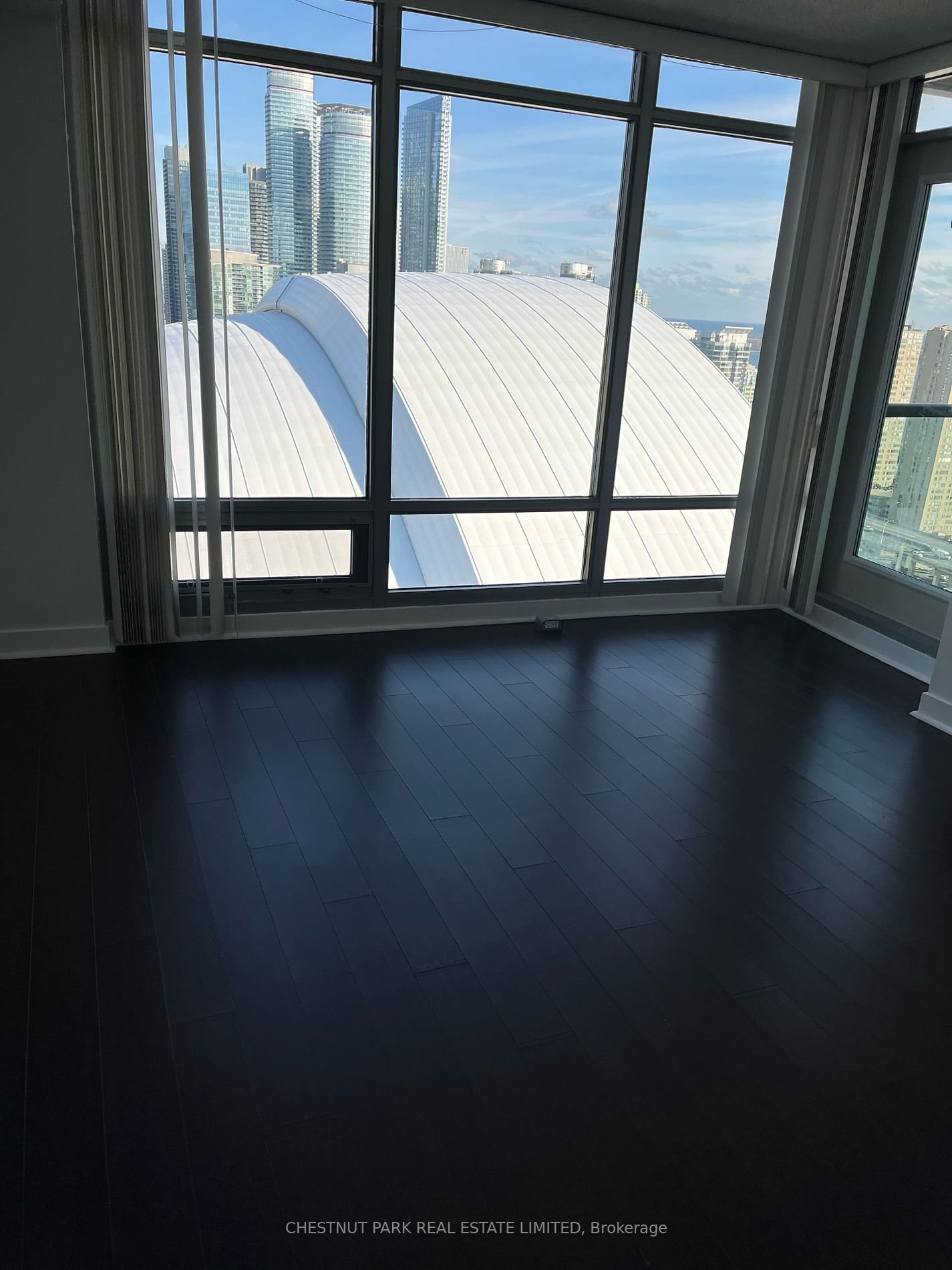 81 Navy Wharf Crt, unit 3501 for rent - image #2