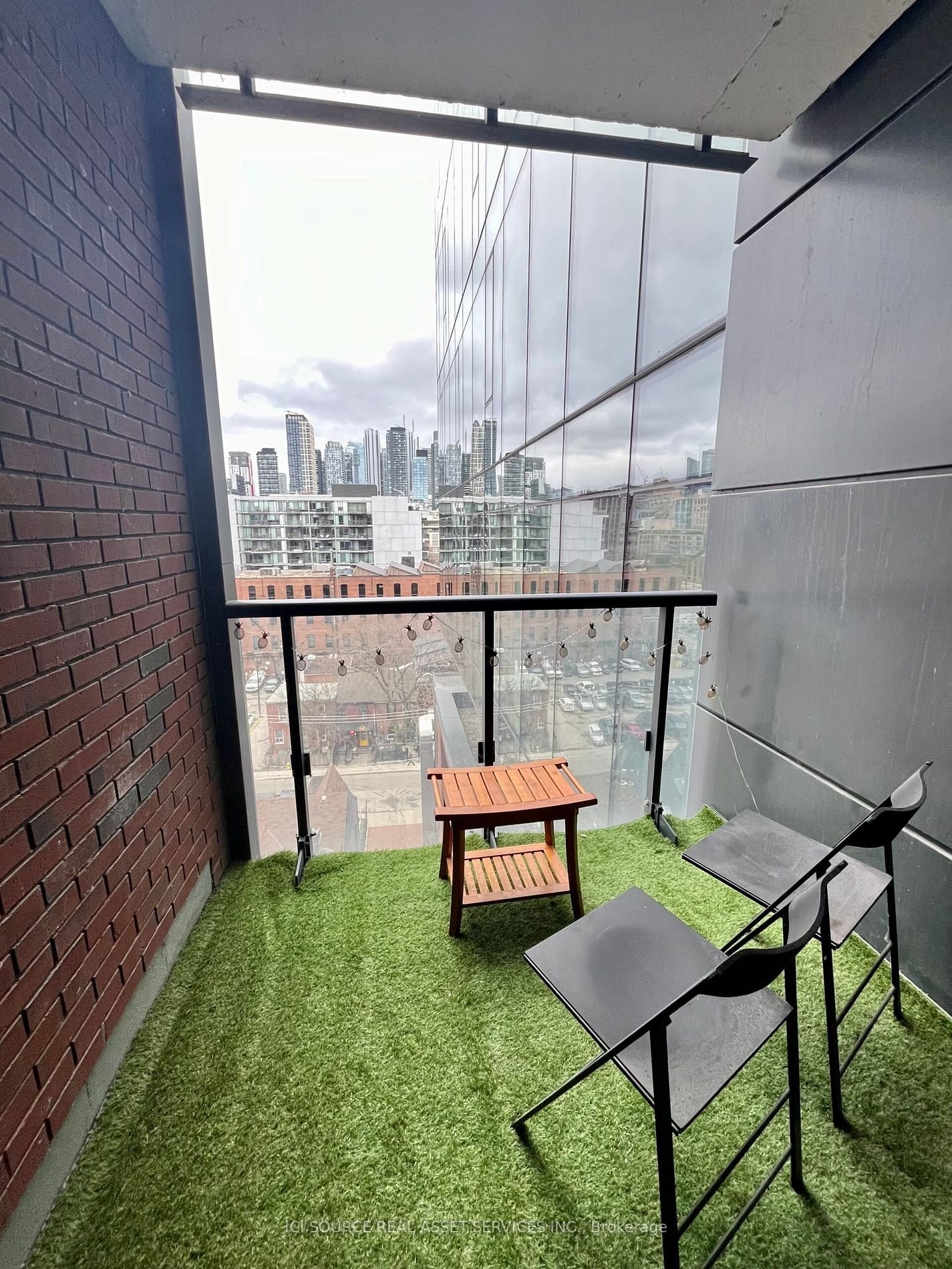 501 Adelaide St W, unit 905 for rent - image #2