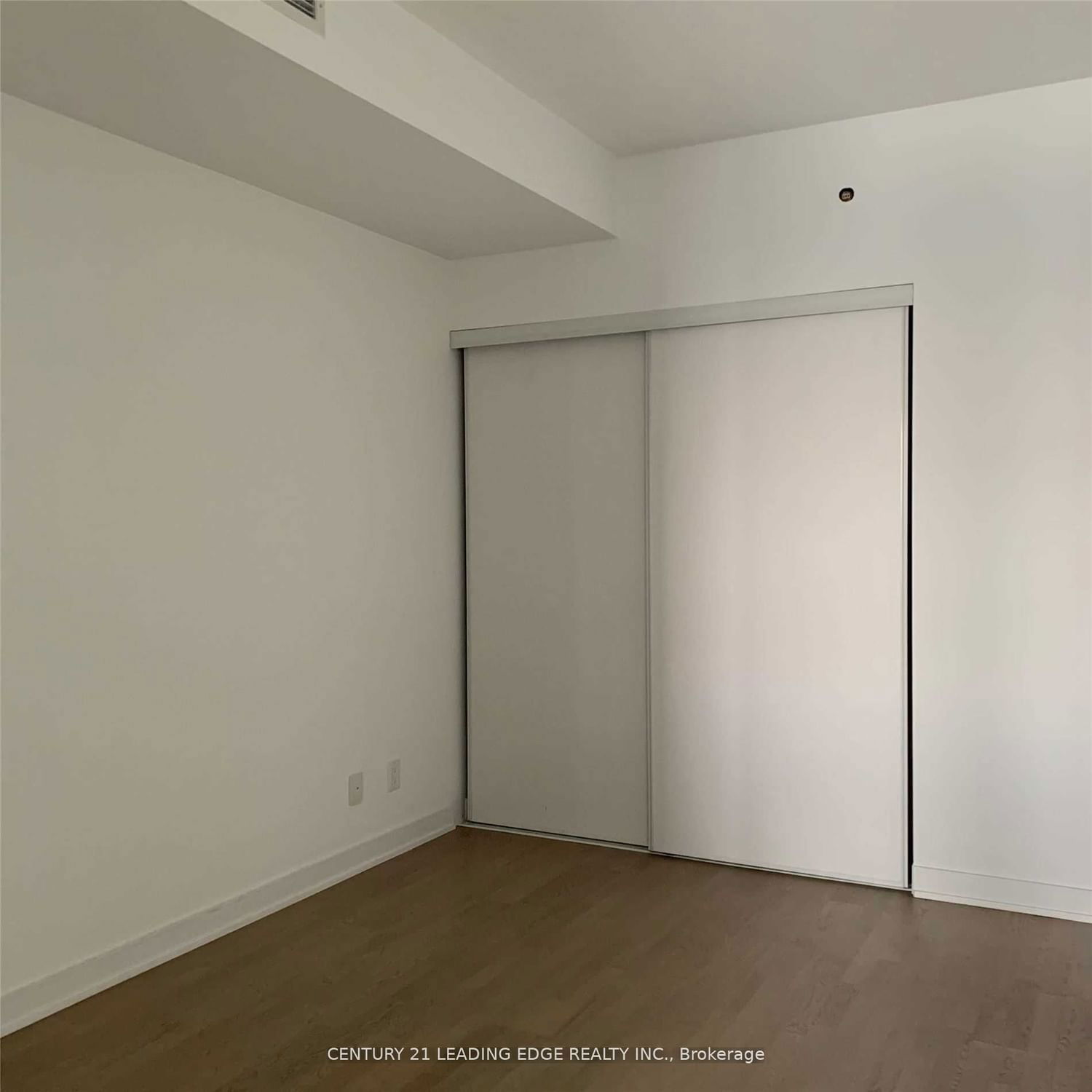 57 St Joseph St, unit 1113 for rent - image #4