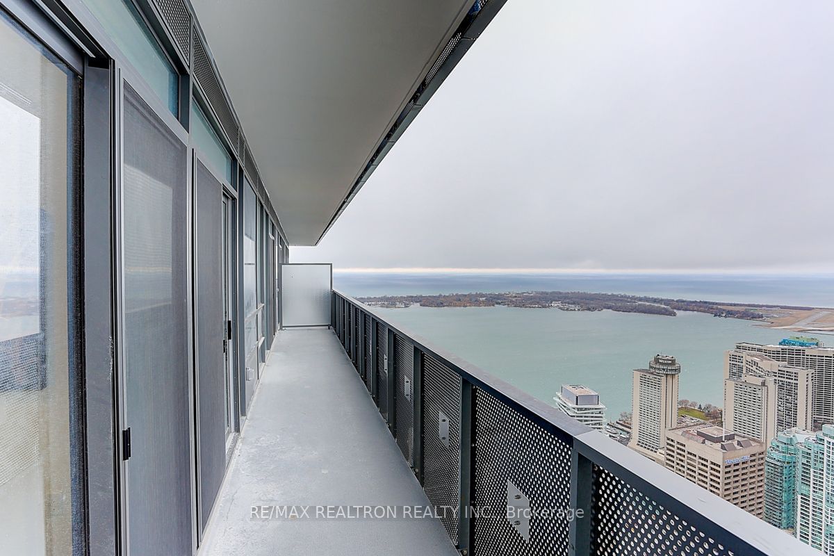 55 Cooper St, unit Ph212 for rent - image #10