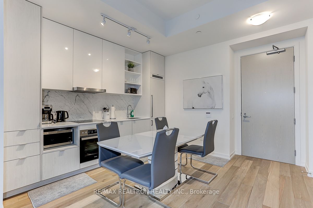 55 Cooper St, unit Ph212 for rent