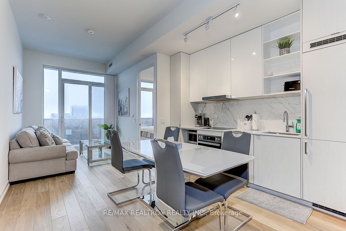 55 Cooper St, unit Ph212 for rent