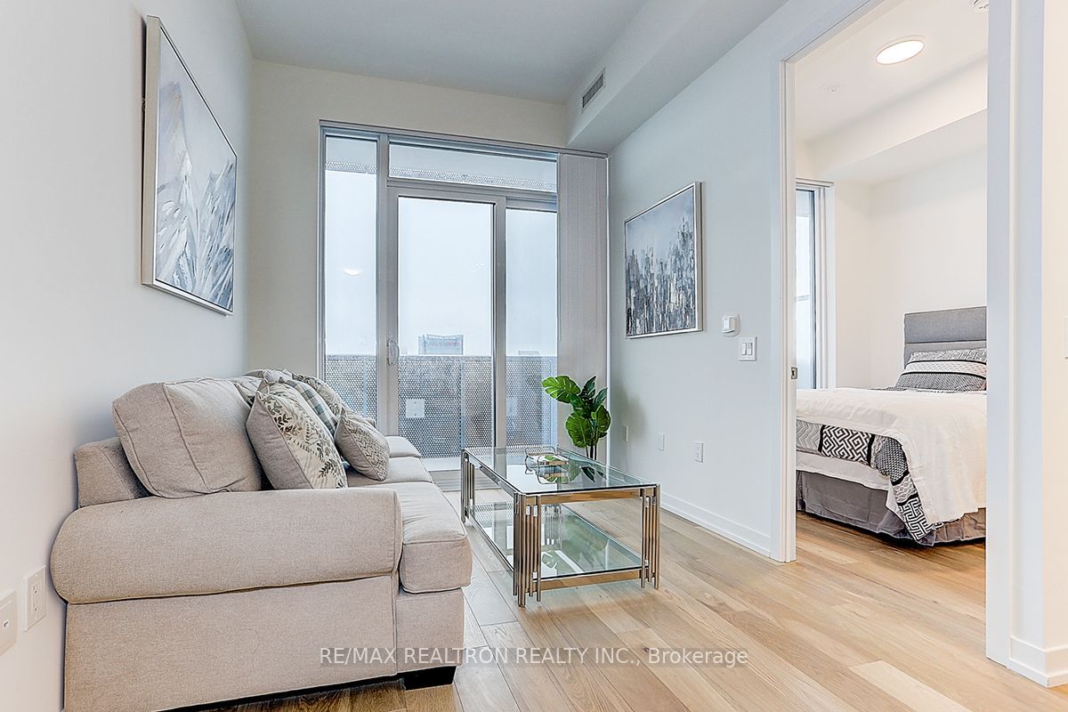 55 Cooper St, unit Ph212 for rent