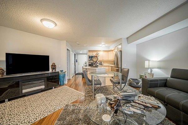5 Northtown Way, unit 1109 for sale - image #6