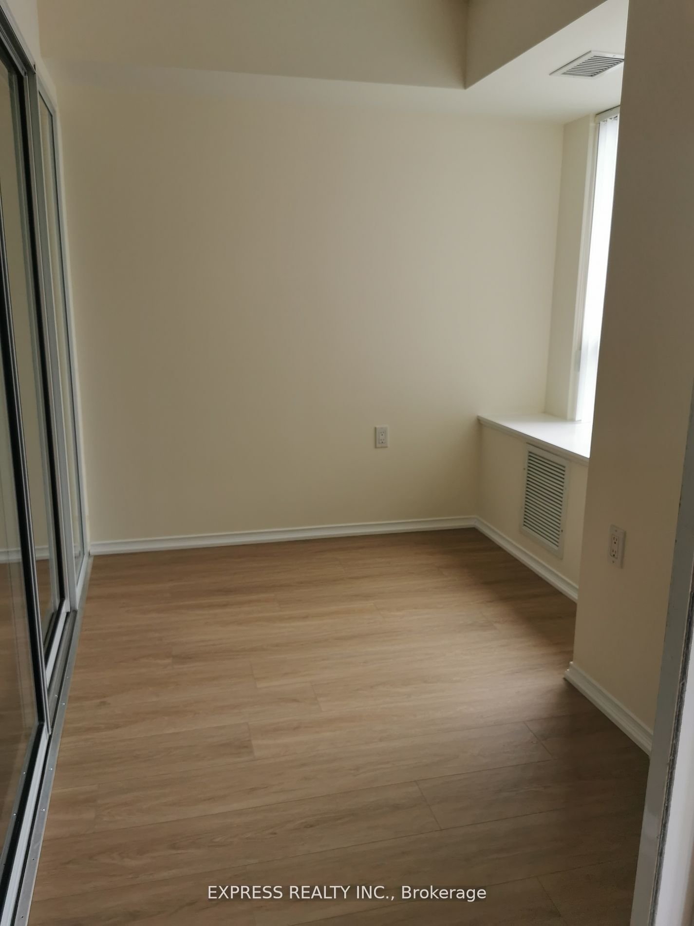 35 Finch Ave E, unit 603 for rent - image #9