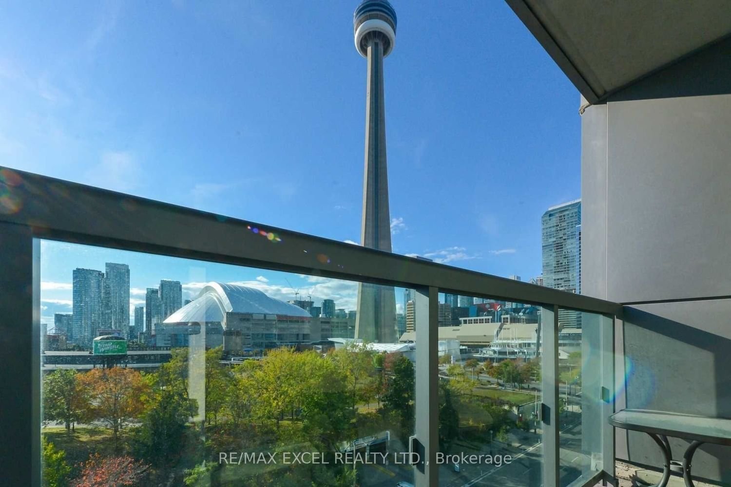 25 Lower Simcoe St, unit 815 for rent - image #21