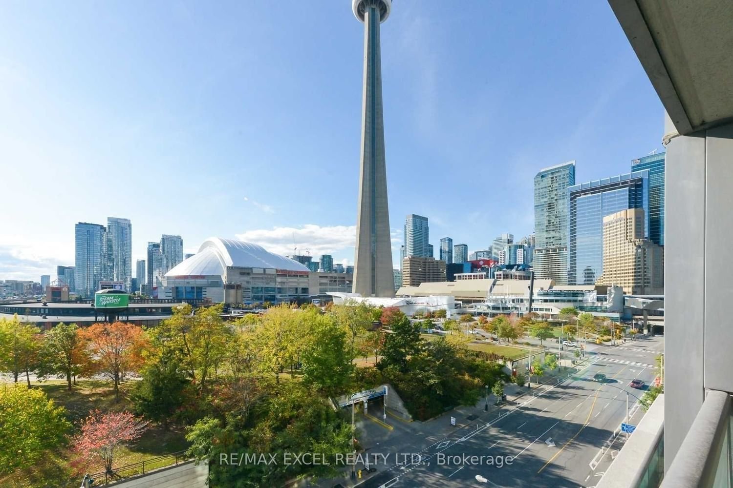 25 Lower Simcoe St, unit 815 for rent - image #23