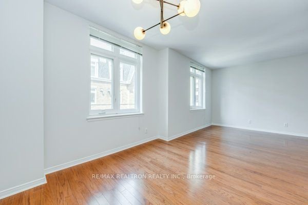 108 Redpath Ave, unit 20 for rent - image #5