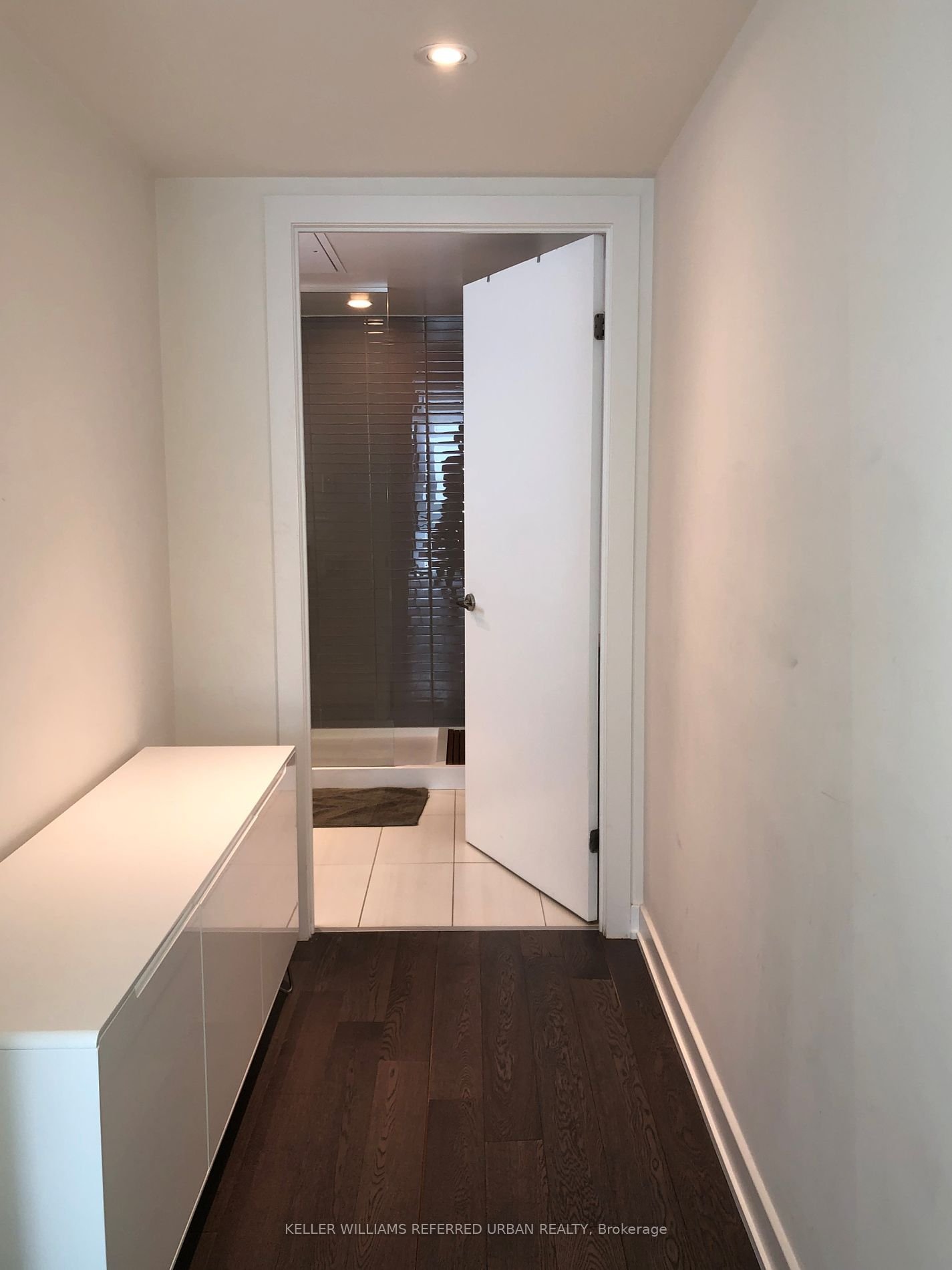 629 King St W, unit 334 for rent - image #8