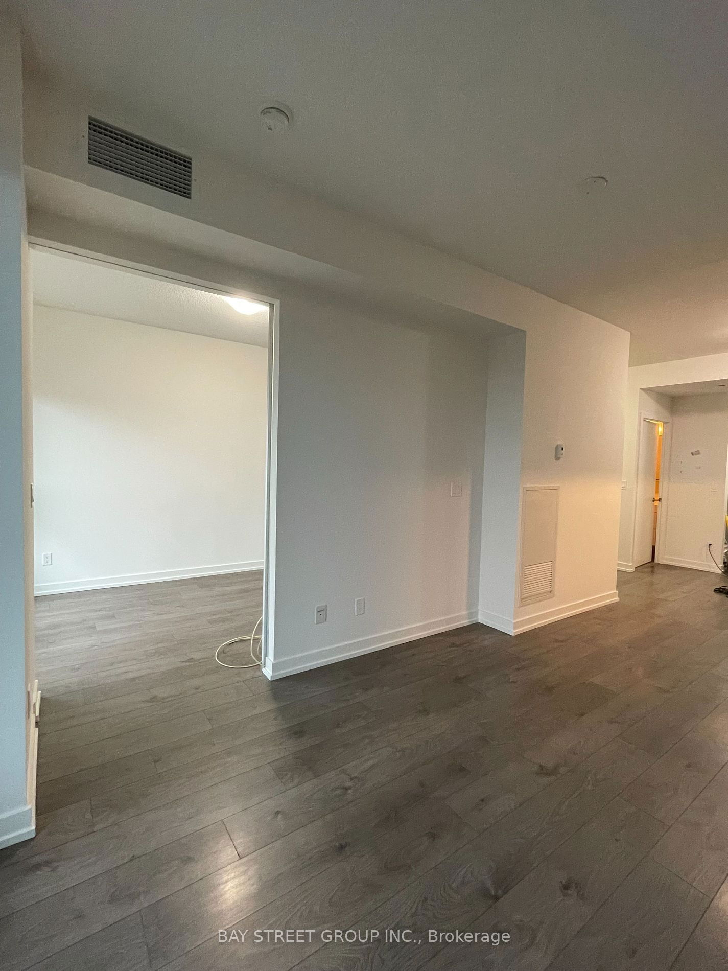 297 College St, unit 619 for rent - image #15