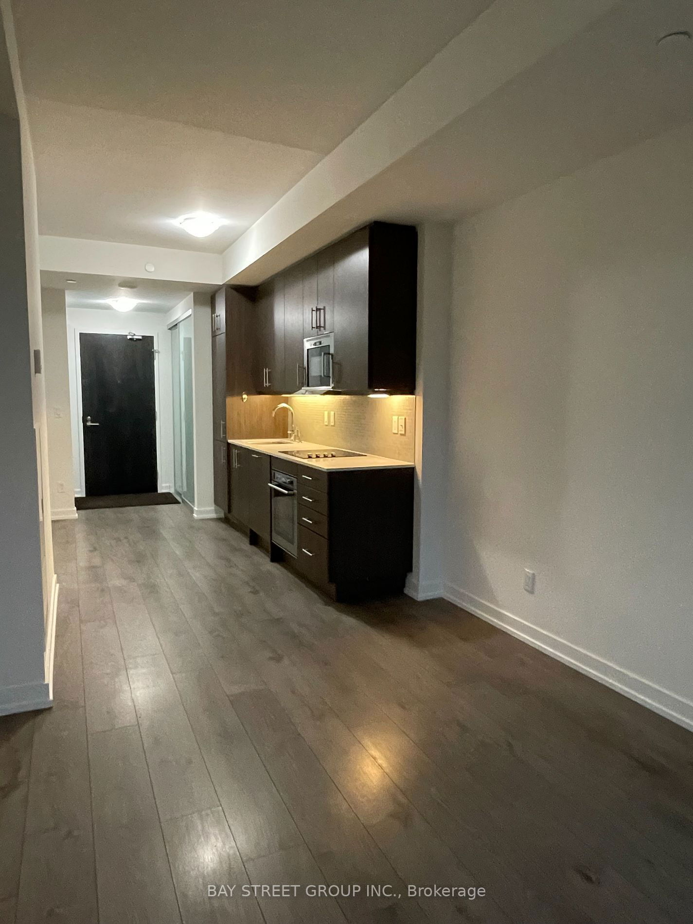 297 College St, unit 619 for rent - image #18