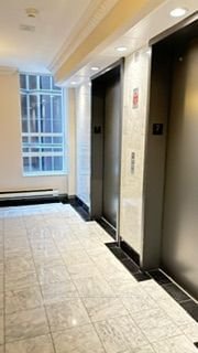 71 Simcoe St, unit 703 for rent - image #3