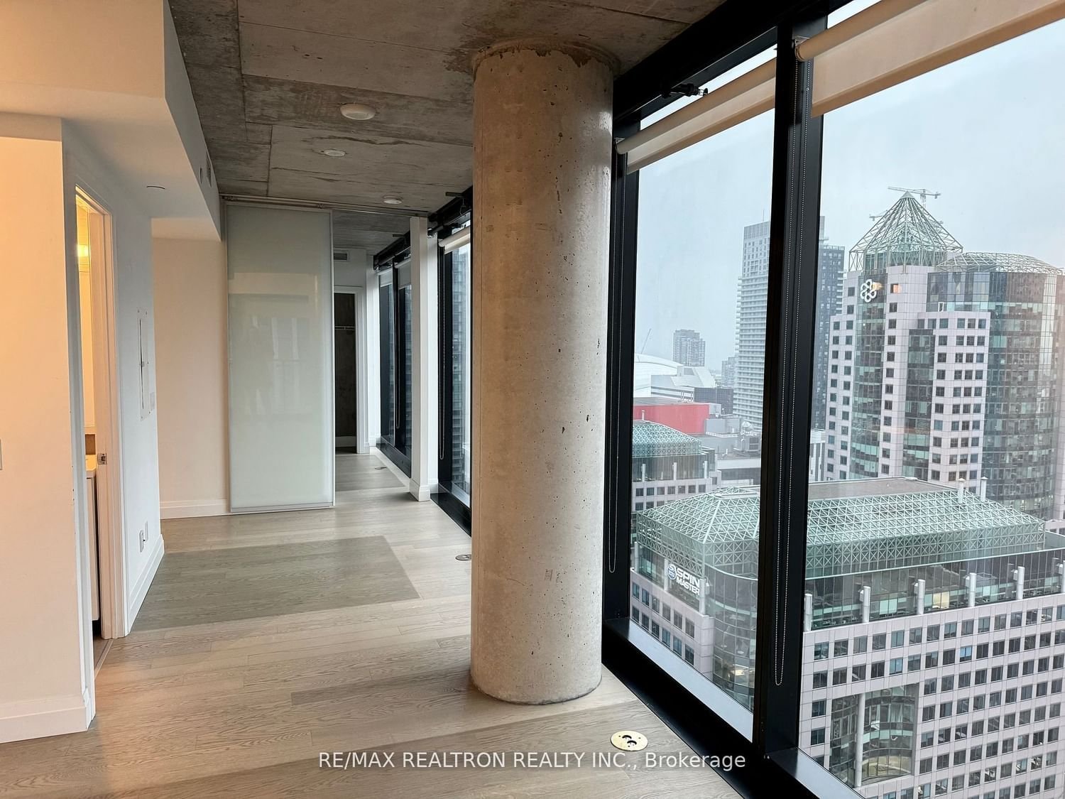 224 King St W, unit 2901 for rent - image #18