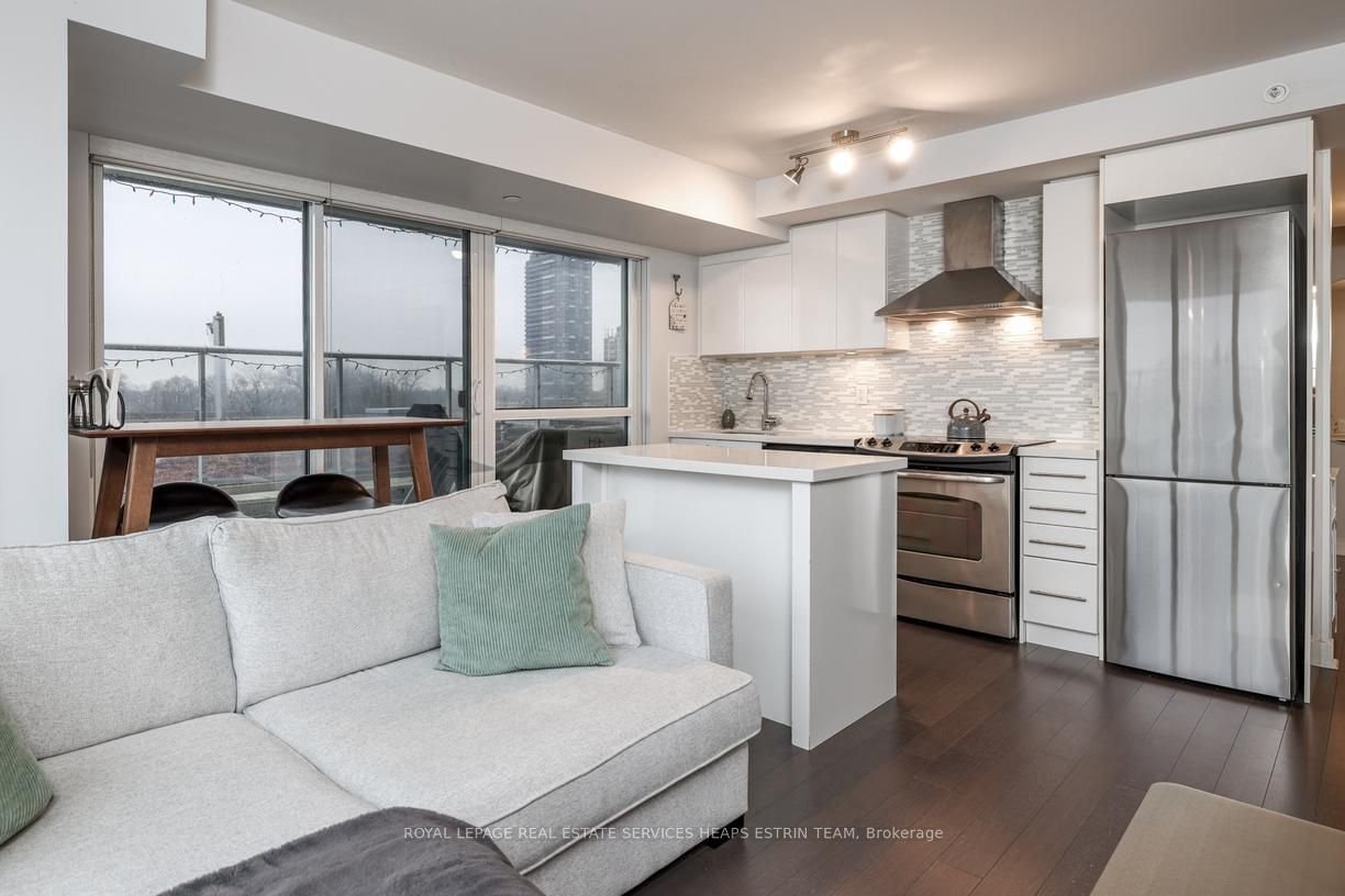58 Orchard View Blvd, unit 502 for sale - image #12