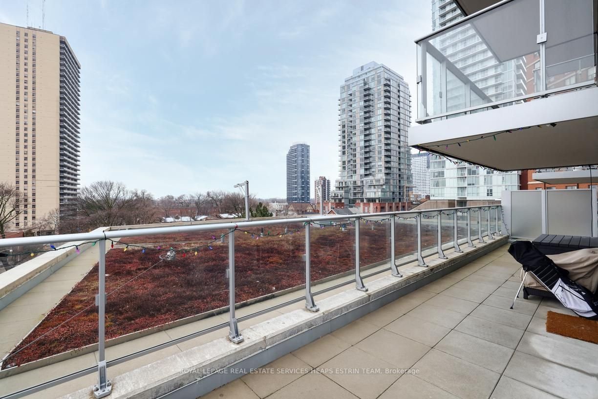 58 Orchard View Blvd, unit 502 for sale - image #22