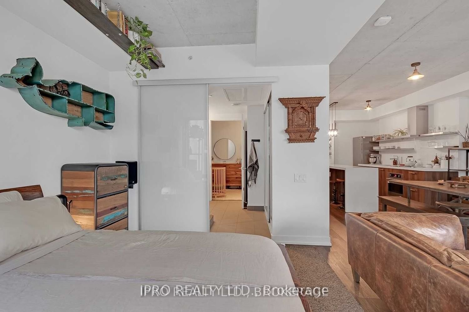 560 King St W, unit 624 for rent - image #19