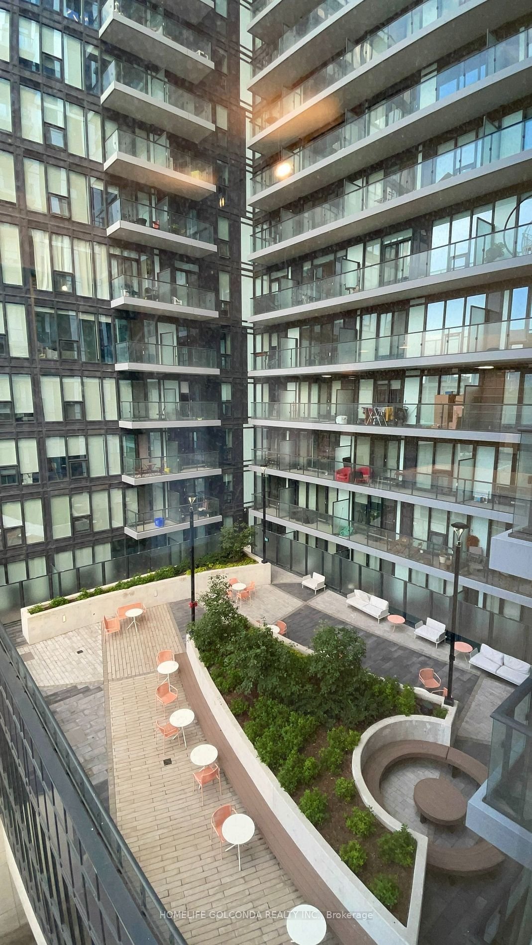 251 Jarvis St, unit 837 for rent - image #10