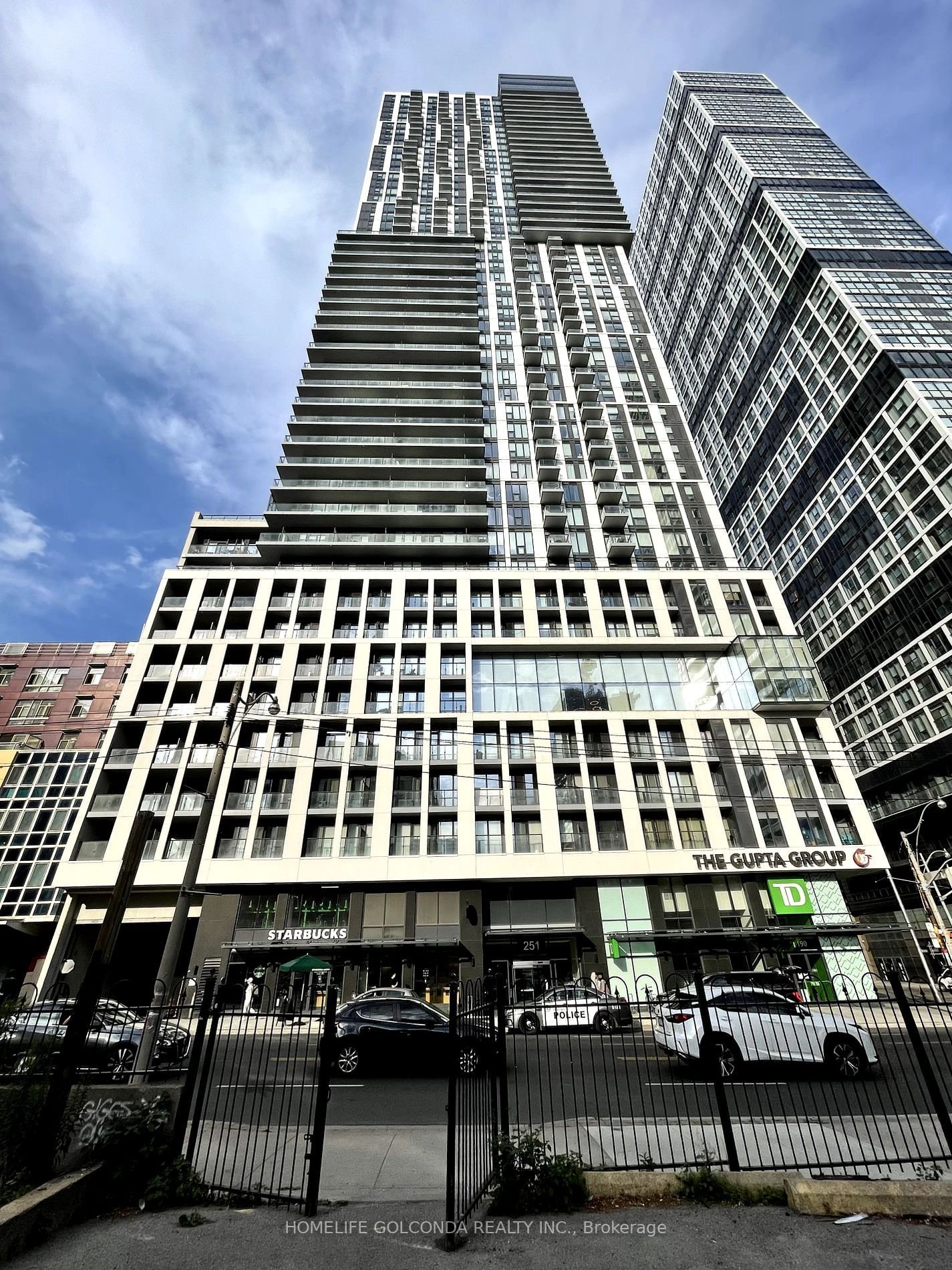 251 Jarvis St, unit 837 for rent - image #9