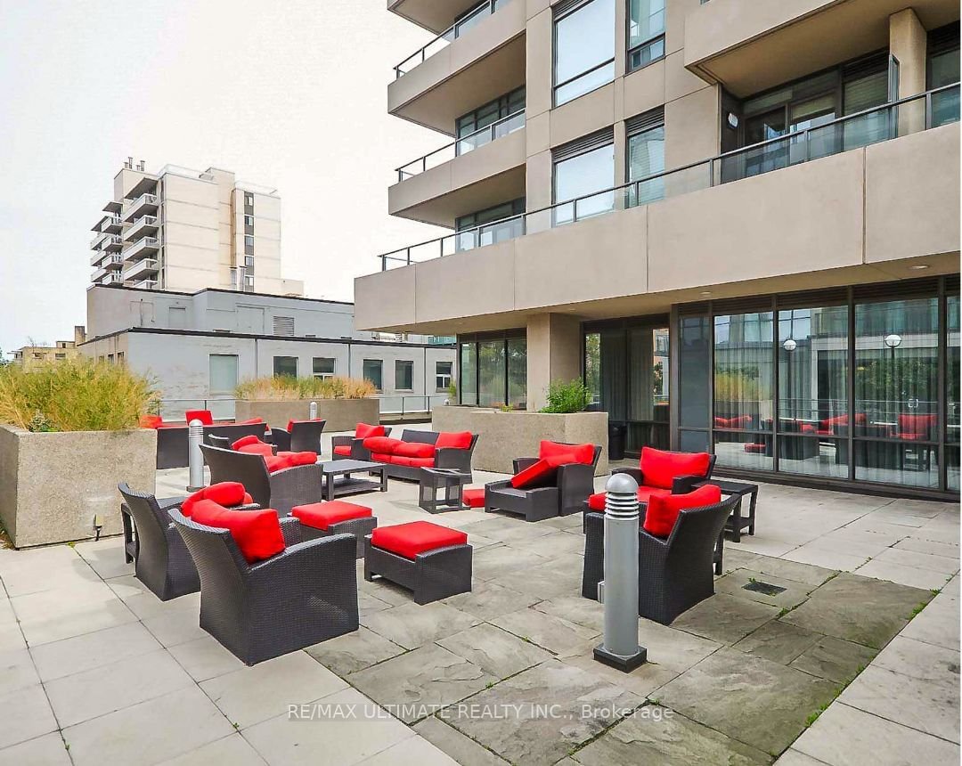 500 St Clair Ave W, unit 1205 for rent - image #18