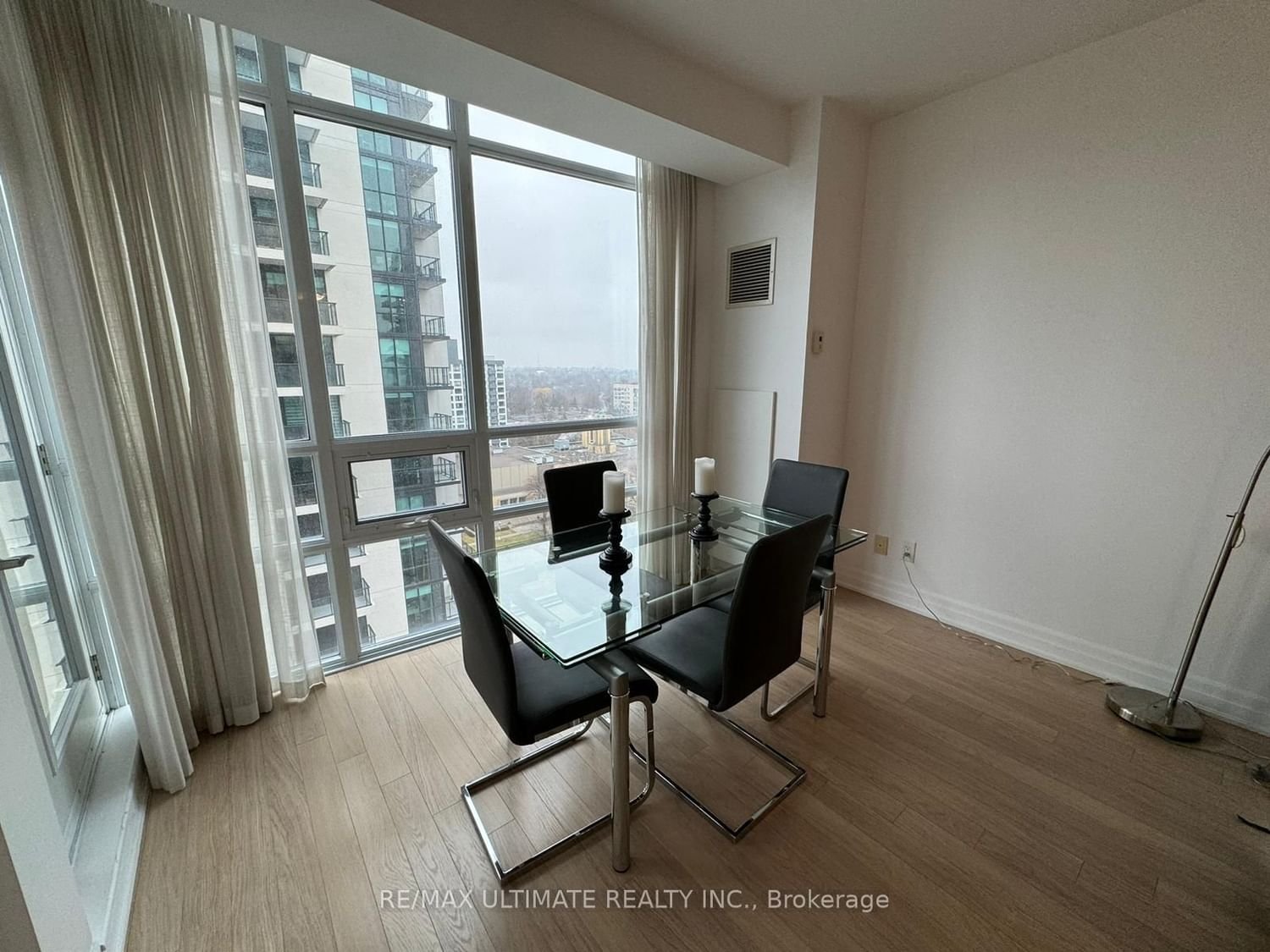 500 St Clair Ave W, unit 1205 for rent - image #6