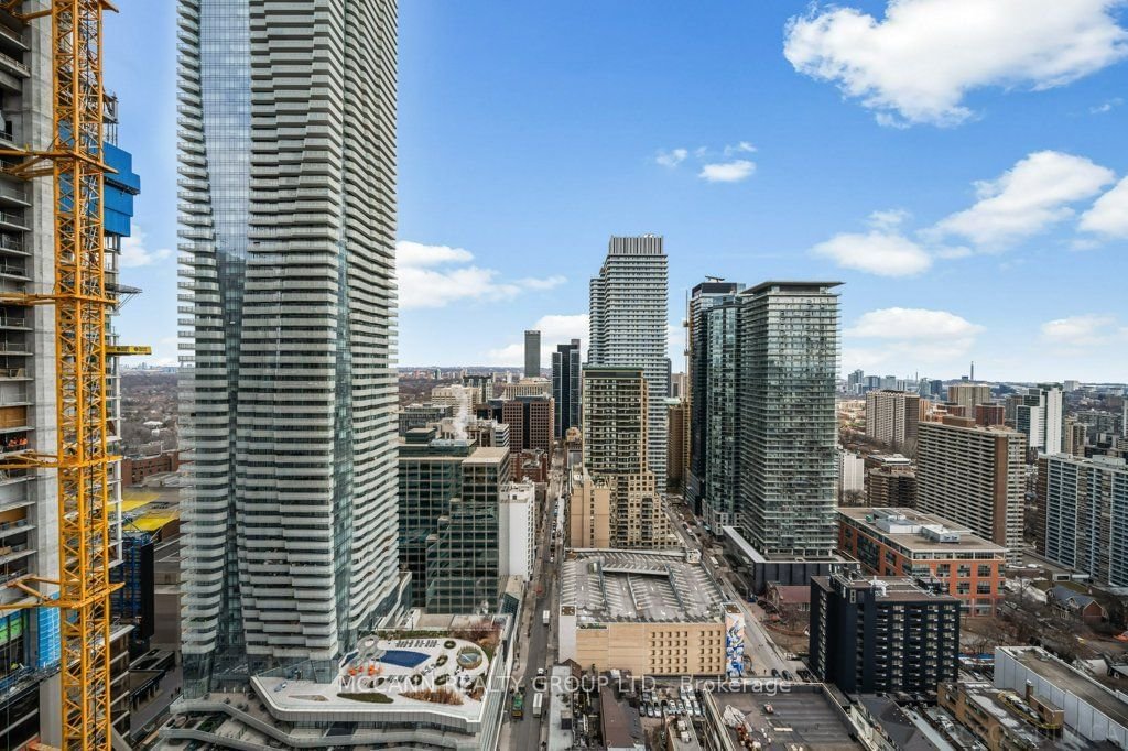 21 Balmuto St, unit 3302 for rent - image #30