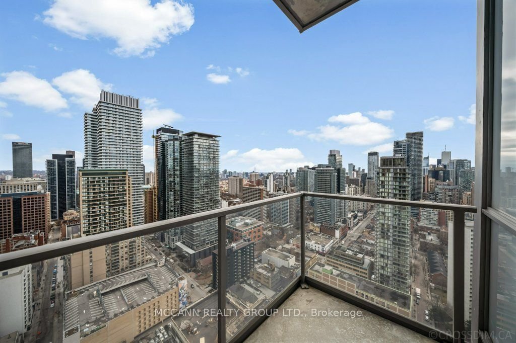 21 Balmuto St, unit 3302 for rent - image #31