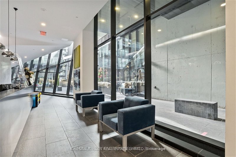 629 King St W, unit 326 for rent - image #2