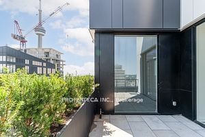 357 King St W, unit Ph4201 for rent - image #26