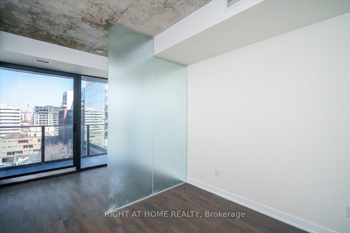 629 King St W, unit 1223 for rent - image #10