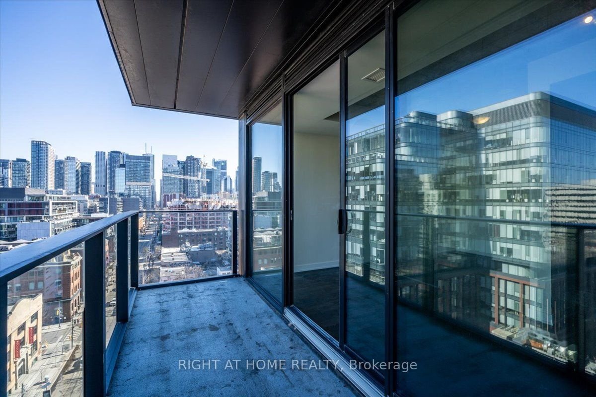 629 King St W, unit 1223 for rent - image #15