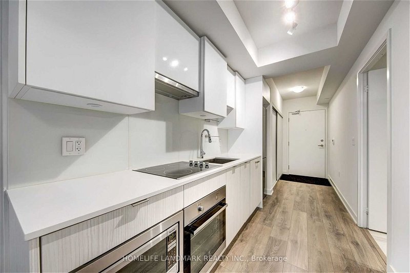 99 Broadway Ave, unit 908 for rent - image #1