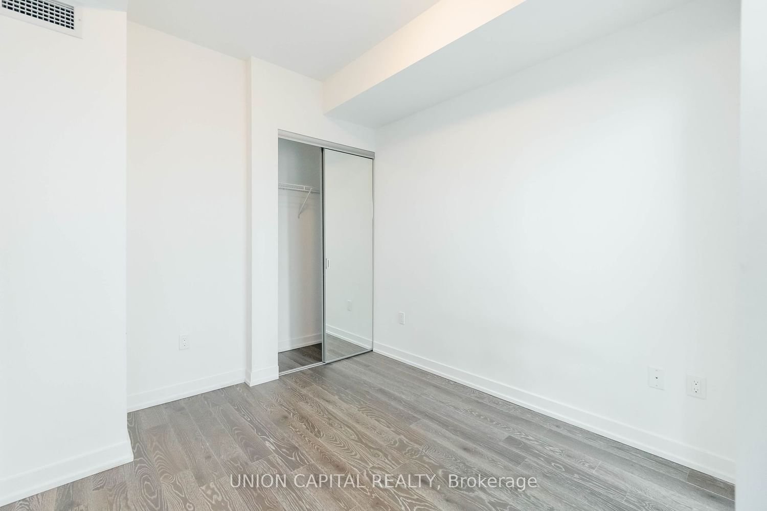 1 Yorkville Ave, unit 4110 for rent - image #11