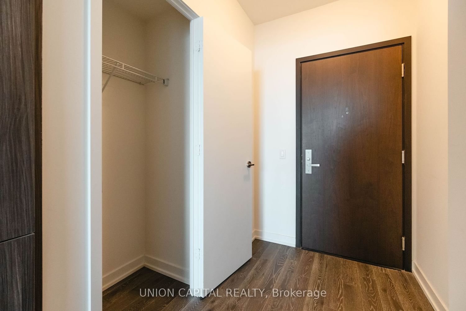 1 Yorkville Ave, unit 4110 for rent - image #6