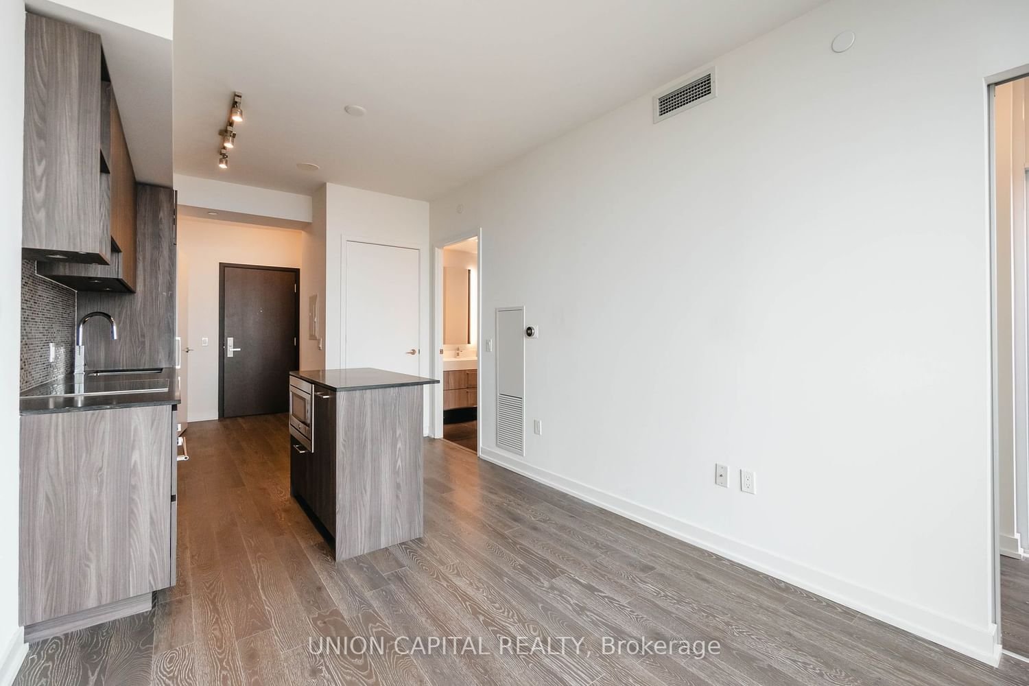 1 Yorkville Ave, unit 4110 for rent - image #9